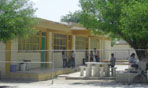 Pese a decreto oficial no son aceptados en primaria